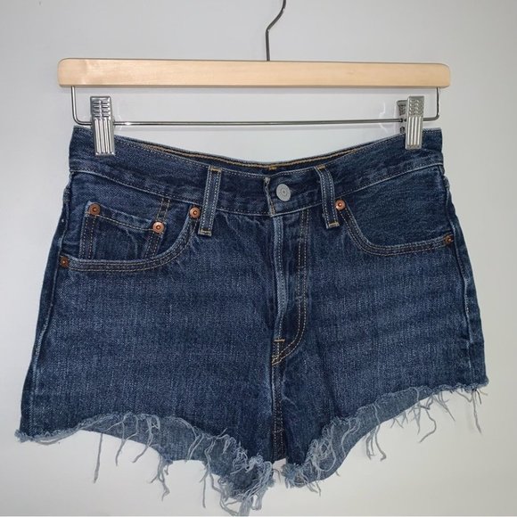 Levi’s 501 Cut Off Jean Shorts  Button Fly Dark Blue Wash Denim Women'sSize 24 - Picture 3 of 9